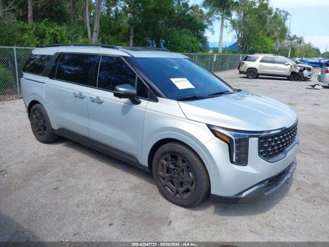  Salvage Kia Carnival
