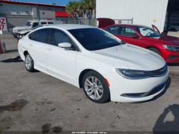  Salvage Chrysler 200