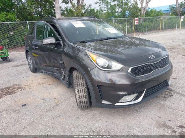  Salvage Kia Niro
