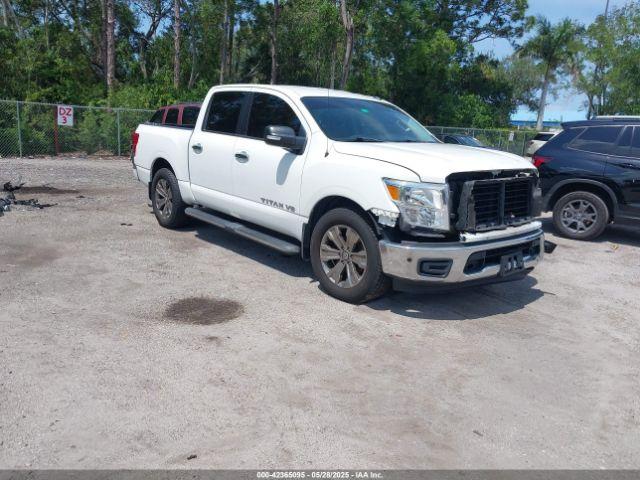  Salvage Nissan Titan
