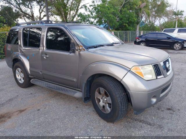  Salvage Nissan Pathfinder