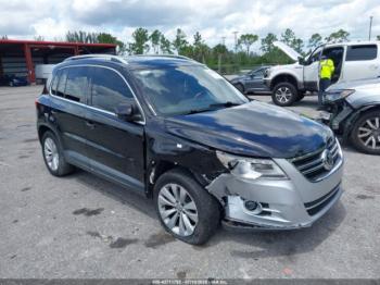  Salvage Volkswagen Tiguan