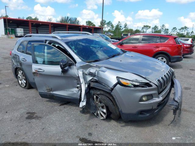  Salvage Jeep Cherokee