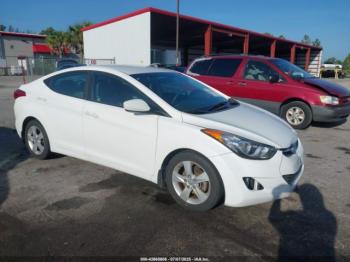  Salvage Hyundai ELANTRA