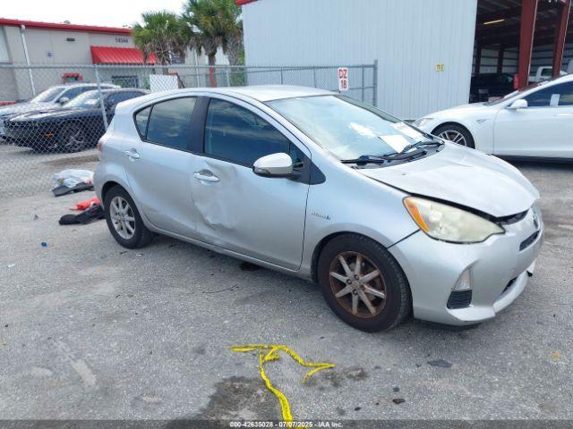  Salvage Toyota Prius c
