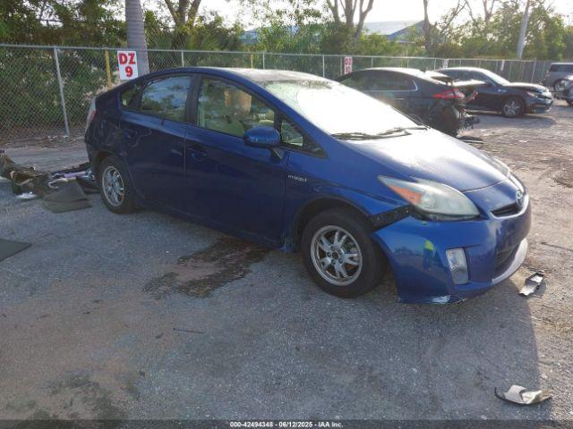  Salvage Toyota Prius