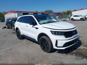  Salvage Kia Sorento