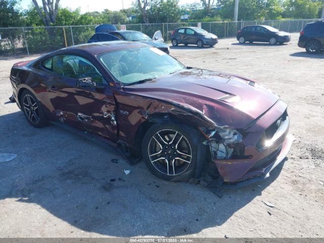  Salvage Ford Mustang