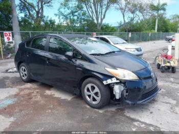  Salvage Toyota Prius