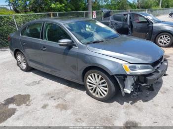  Salvage Volkswagen Jetta