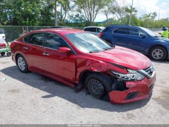  Salvage Nissan Altima