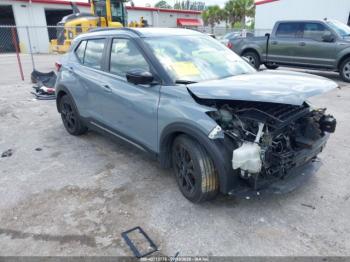  Salvage Nissan Kicks