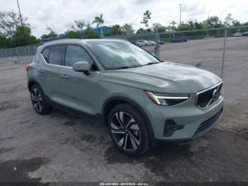  Salvage Volvo XC40
