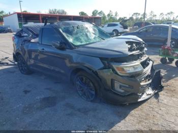  Salvage Ford Explorer
