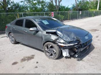  Salvage Hyundai ELANTRA