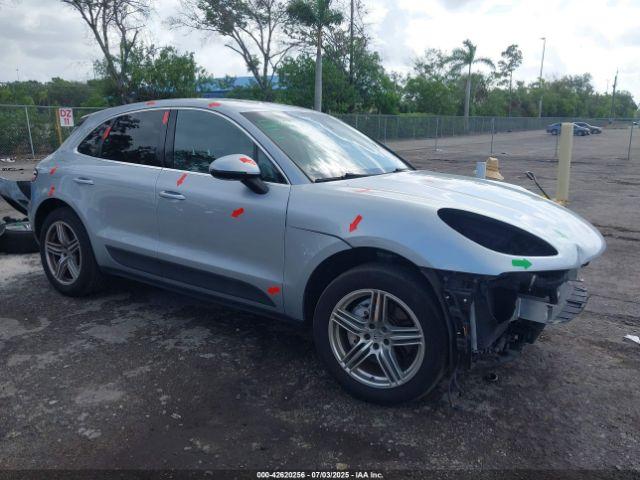  Salvage Porsche Macan