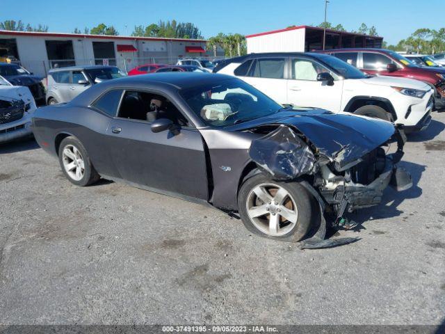  Salvage Dodge Challenger