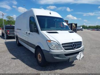  Salvage Mercedes-Benz Sprinter 2500