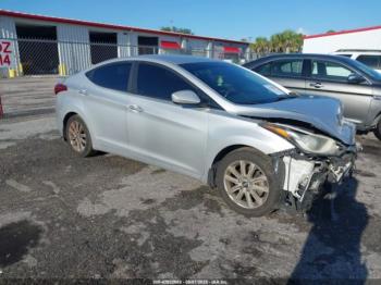  Salvage Hyundai ELANTRA