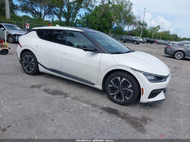  Salvage Kia EV6