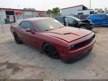  Salvage Dodge Challenger