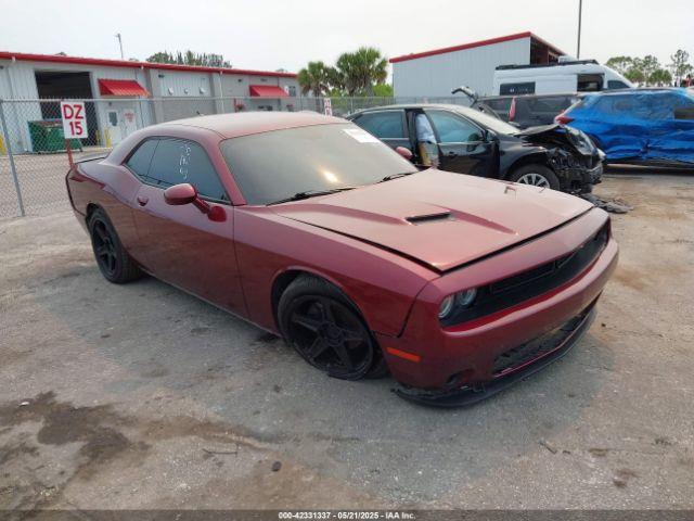  Salvage Dodge Challenger