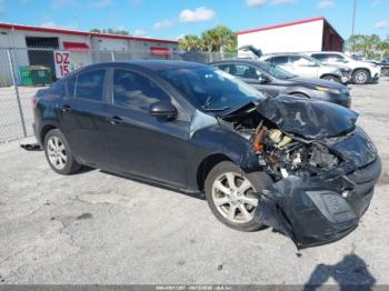  Salvage Mazda Mazda3