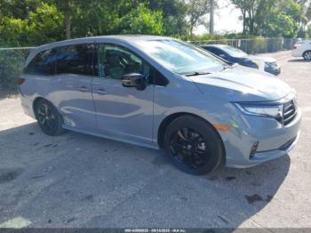  Salvage Honda Odyssey