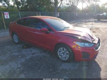  Salvage Ford Fusion