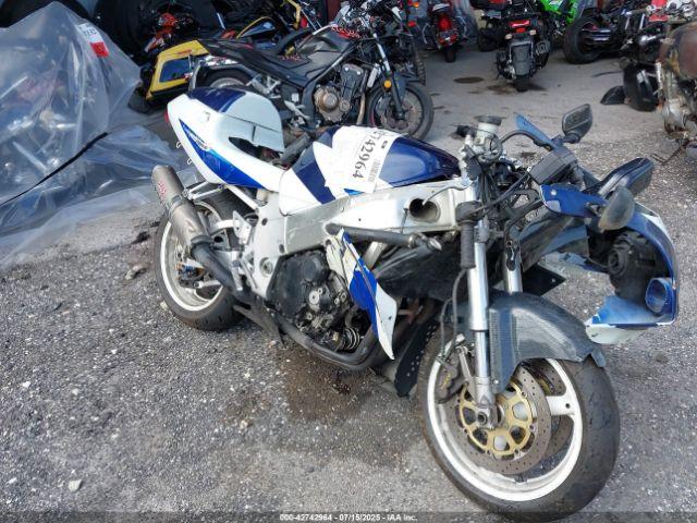  Salvage Suzuki Gsx-r750