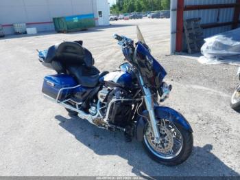  Salvage Harley-Davidson Flhtkse