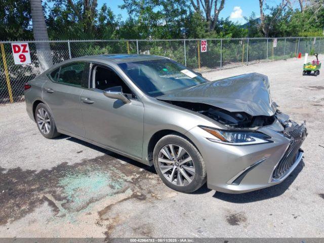  Salvage Lexus Es