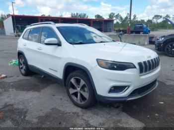  Salvage Jeep Cherokee