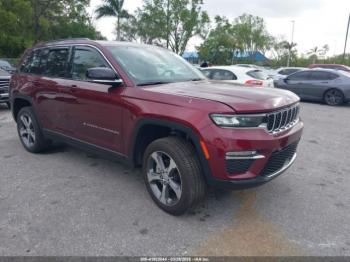  Salvage Jeep Grand Cherokee