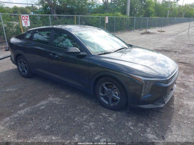  Salvage Kia K4
