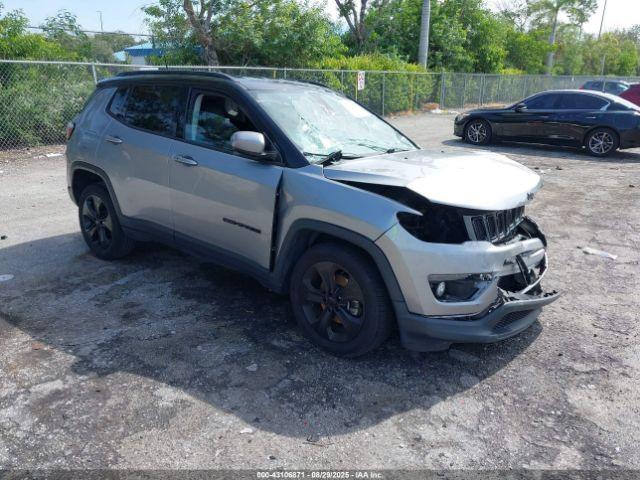  Salvage Jeep Compass