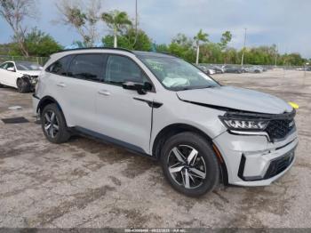  Salvage Kia Sorento