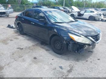  Salvage Nissan Altima