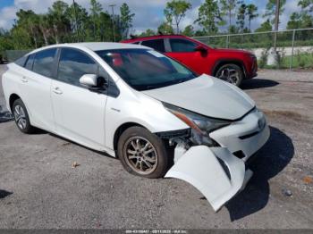  Salvage Toyota Prius