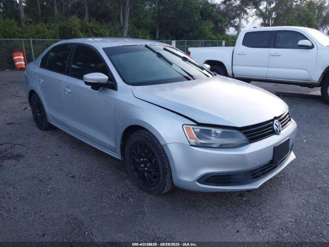  Salvage Volkswagen Jetta