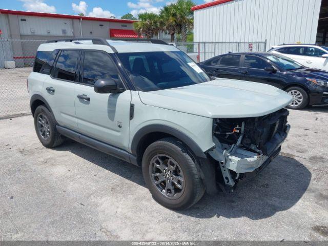  Salvage Ford Bronco