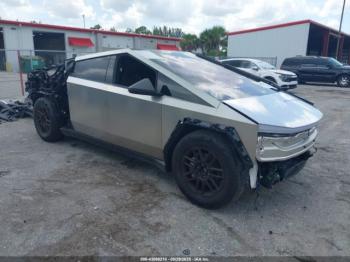  Salvage Tesla Cybertruck