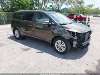  Salvage Kia Sedona