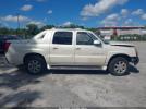 Cadillac Escalade Standard Image 3