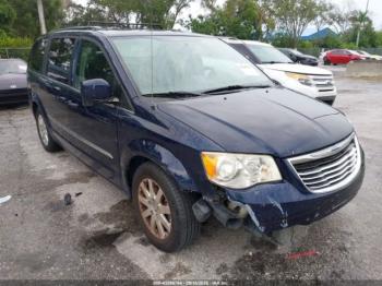  Salvage Chrysler Town & Country