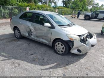  Salvage Toyota Yaris