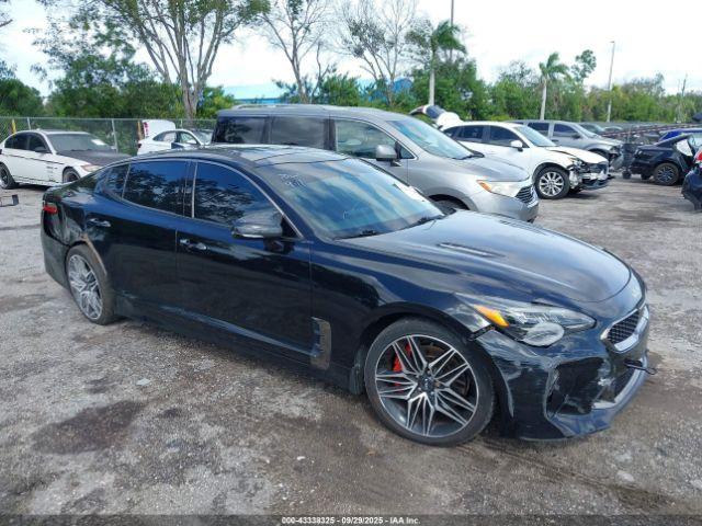  Salvage Kia Stinger