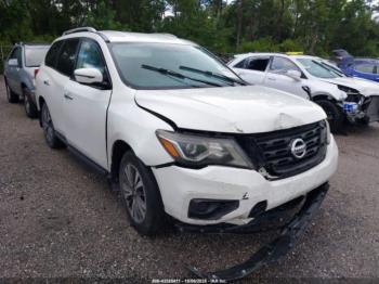  Salvage Nissan Pathfinder