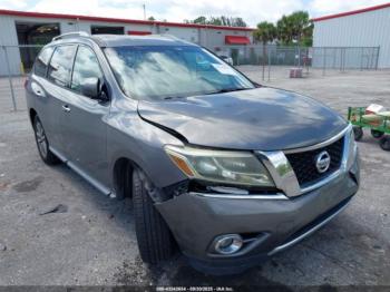  Salvage Nissan Pathfinder