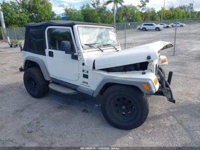  Salvage Jeep Wrangler